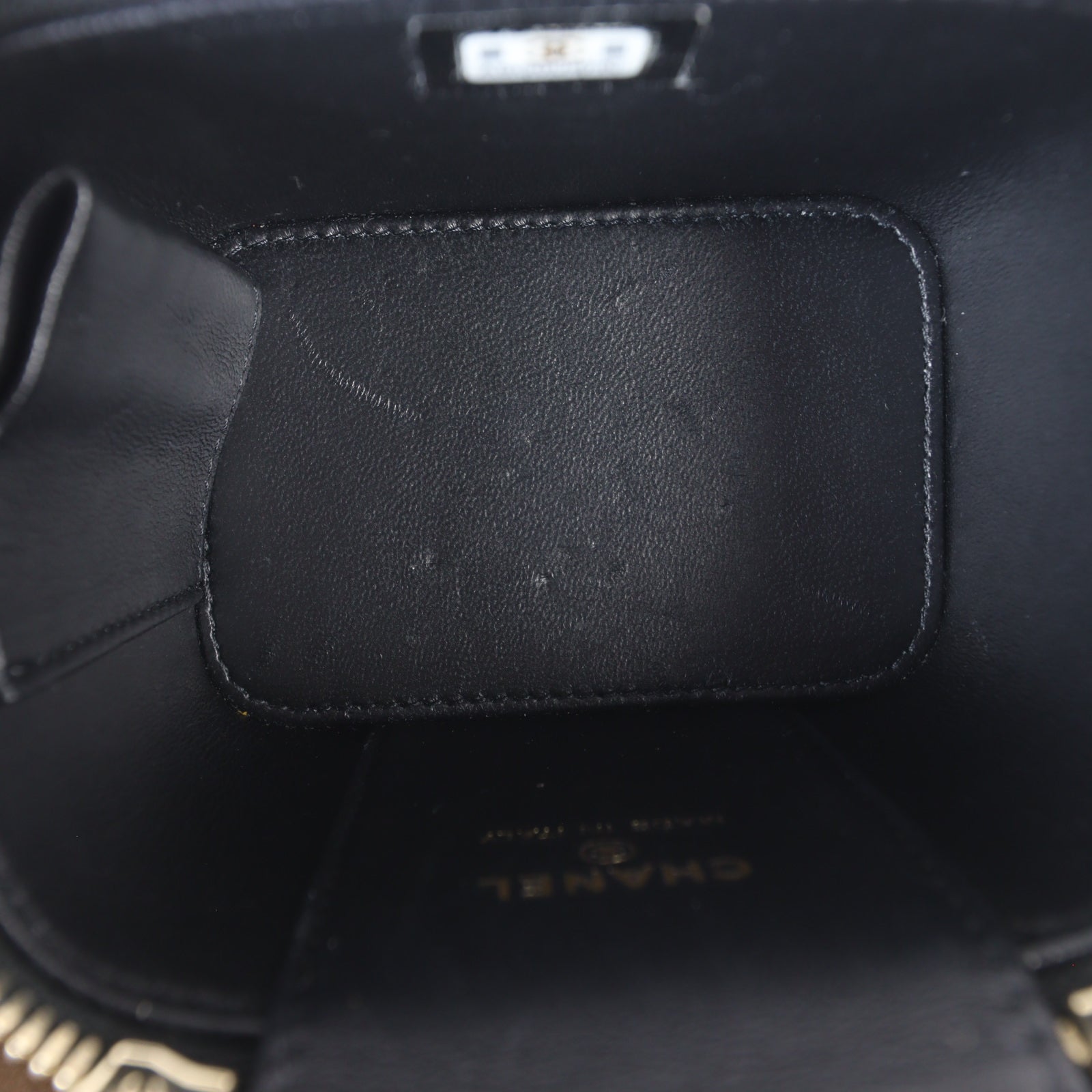 Chanel Heart Crush Vanity Case Chain Bag Mini_IMG_1508.jpg