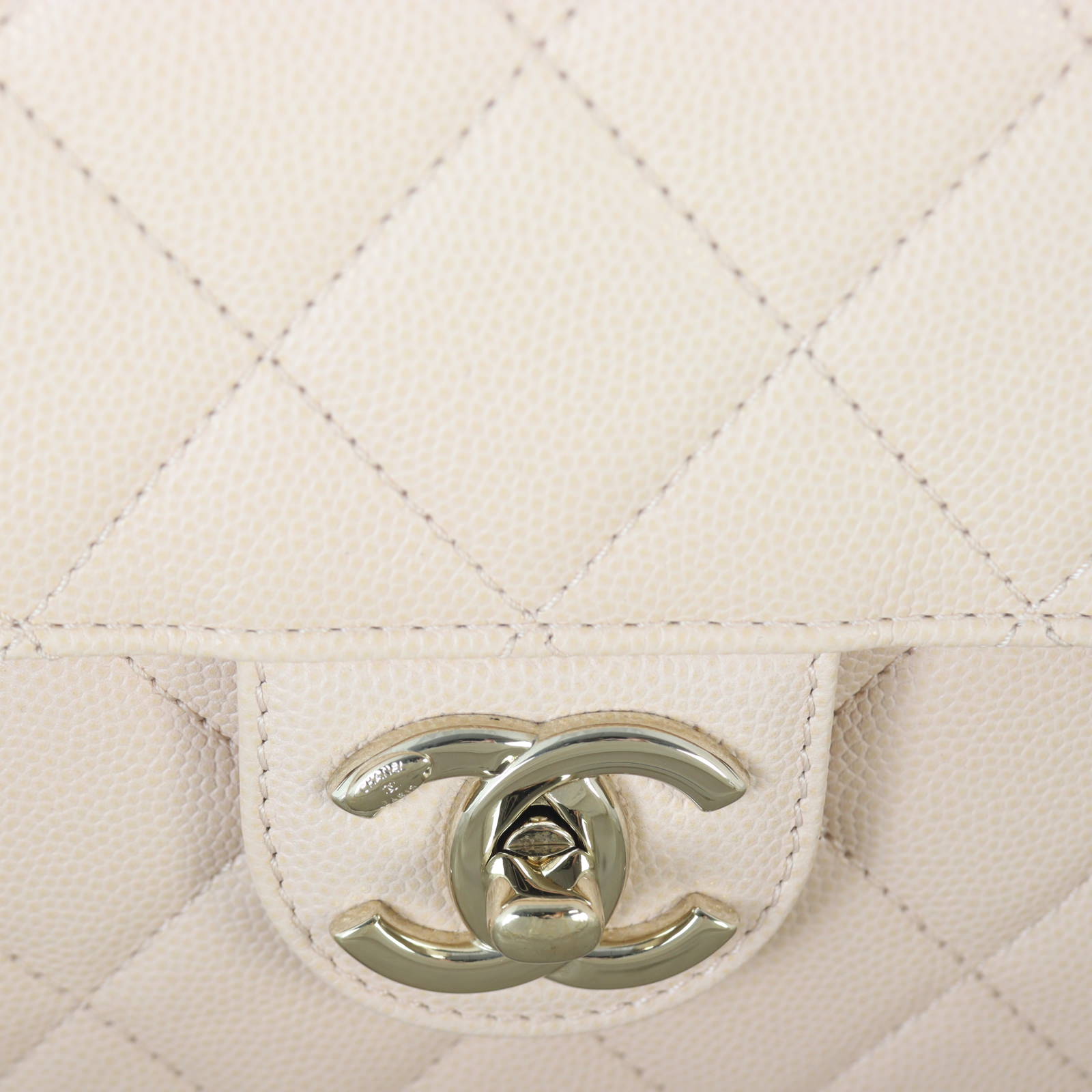Chanel Like a Wallet Small Flap Bag_IMG_6779.jpg