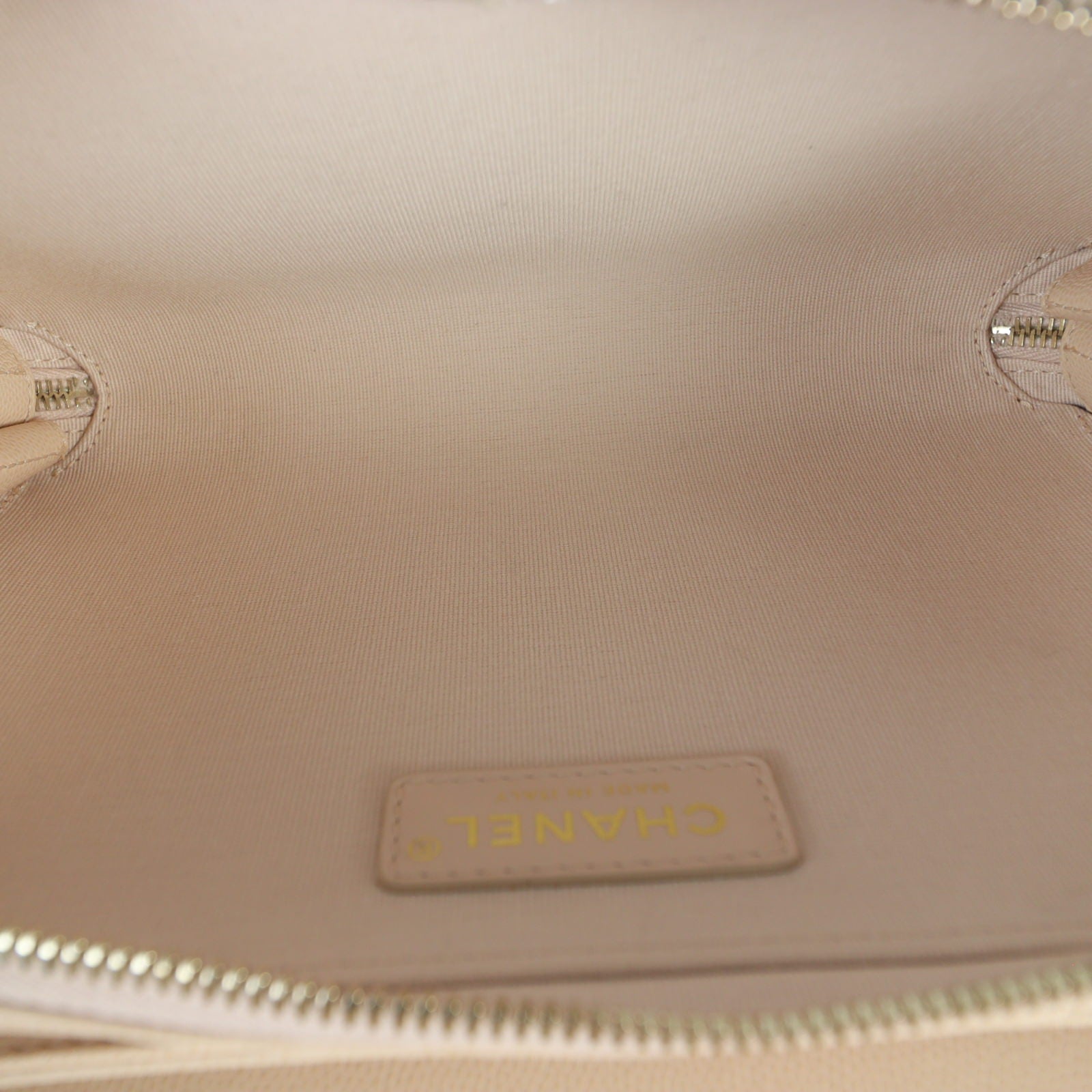 Chanel Like a Wallet Small Flap Bag_IMG_6781.jpg