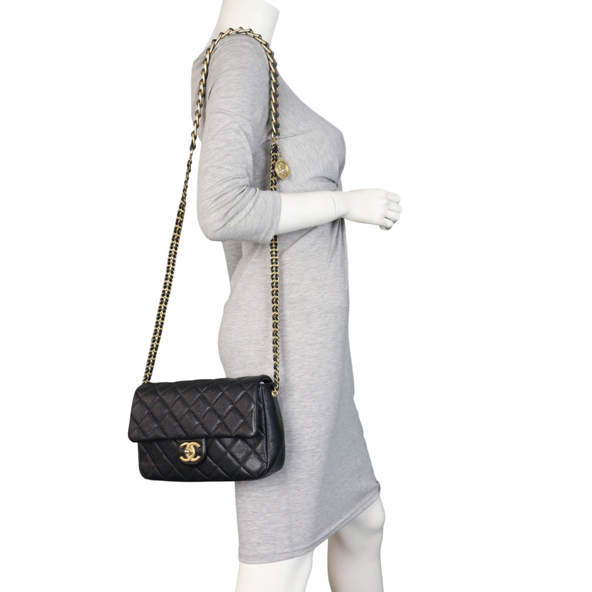 Chanel Paris-Chateau de Chenonceau Chain Soul Flap Bag Small_IMG_9170.jpeg