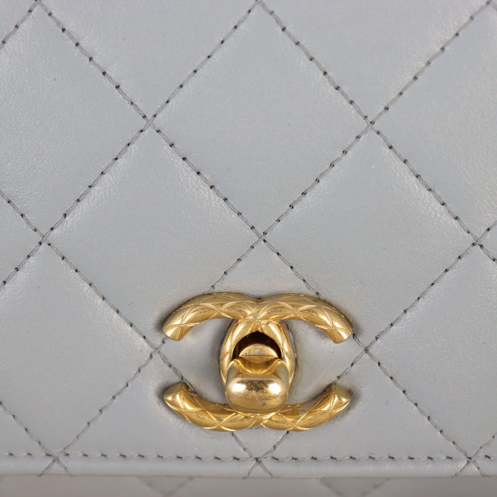 Chanel Pillow Crush Wallet on Chain_IMG_4977.jpg