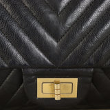 Chanel Reissue 226 Double Flap Chevron_IMG_1944.jpg