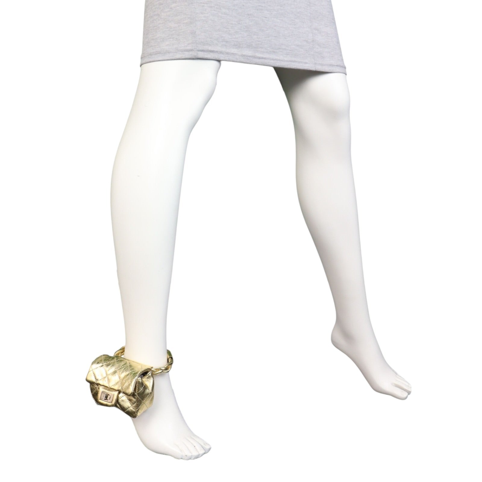 Chanel Reissue Anklet Bag_IMG_6666.jpg