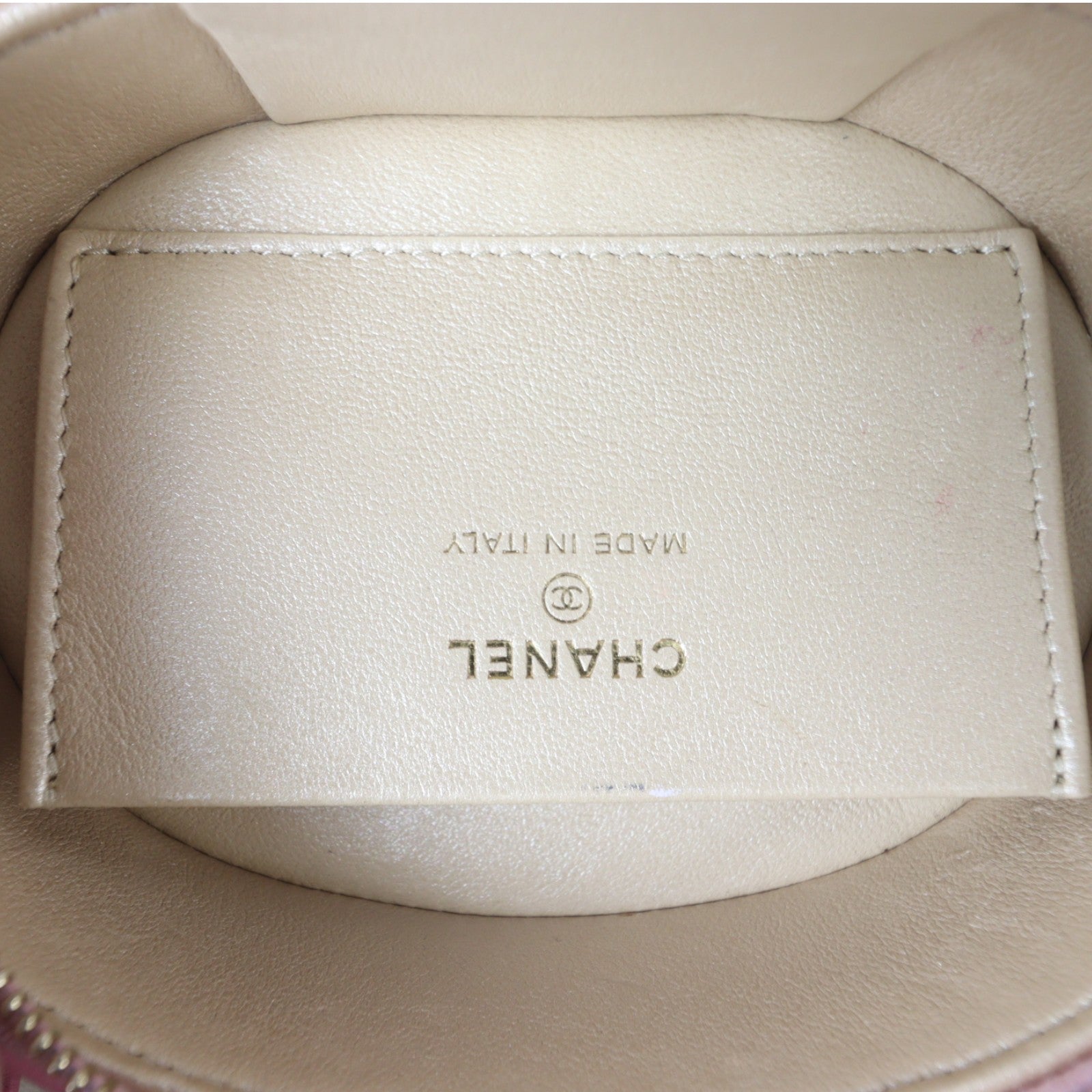 Chanel Ruched Top Handle Oval Vanity Case_IMG_0242.jpg