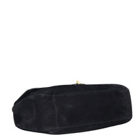 Chanel Souplissimo Maxi Flap Suede_IMG_8509.jpeg