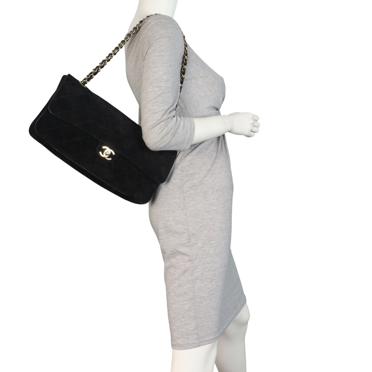Chanel Souplissimo Maxi Flap Suede_IMG_8610.jpeg