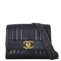 Chanel Vertical Quilted Flap Bag_IMG_3756.jpg