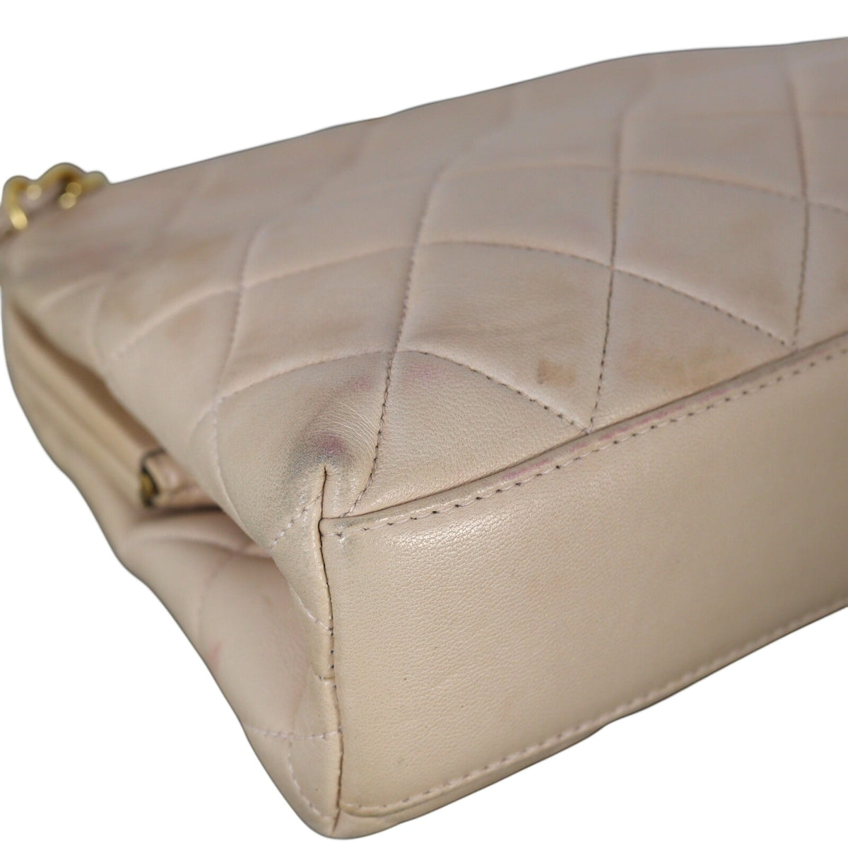 Chanel Vintage Kisslock Clutch on Chain (beige)_IMG_2963.jpg