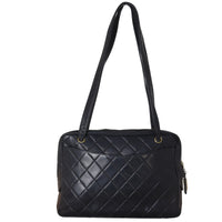 Chanel Vintage Quilted Zip Shoulder Bag_IMG_3001.jpeg