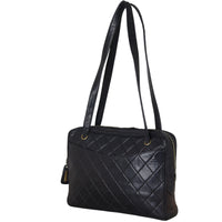 Chanel Vintage Quilted Zip Shoulder Bag_IMG_3002.jpeg