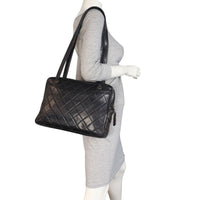 Chanel Vintage Quilted Zip Shoulder Bag_IMG_3126.jpg