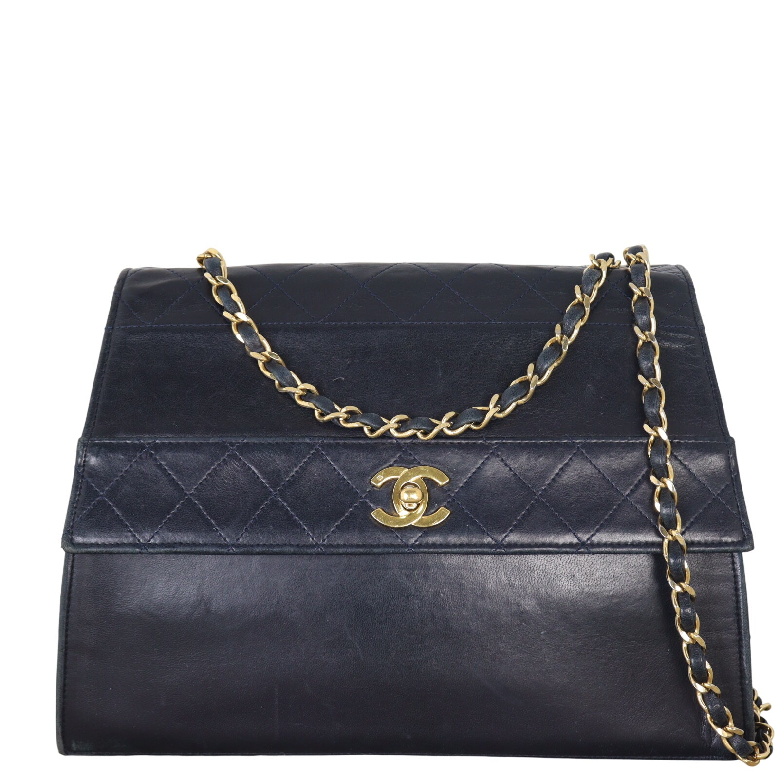 Chanel Vintage Trapezoid Flap Bag_IMG_2888.jpeg