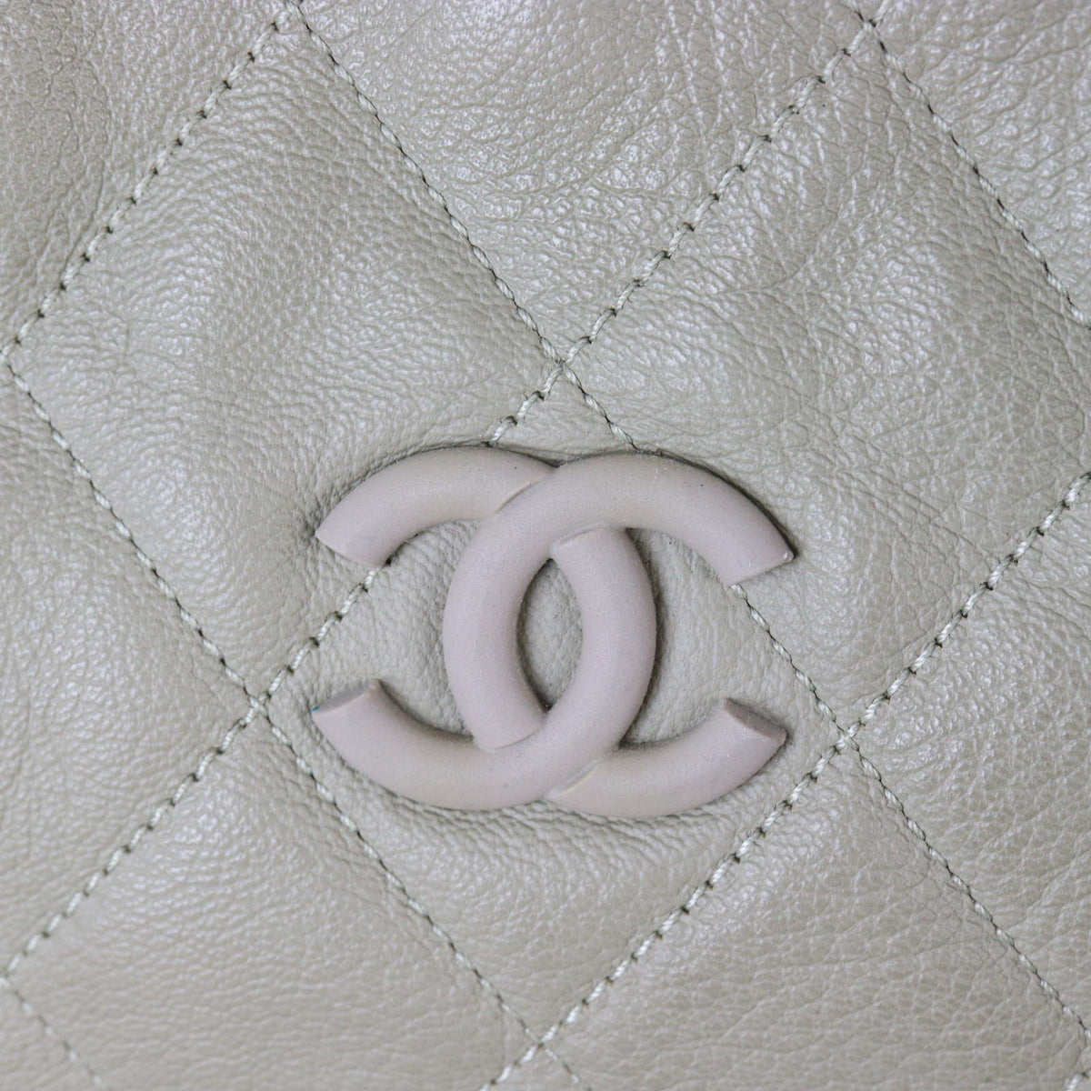 Chanel Yacht Expandable Tote_IMG_5122.jpg