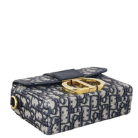 Dior 30 Montaigne Box Bag Oblique_IMG_3702.jpeg