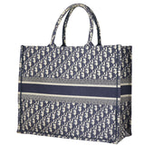 Dior Book Tote Large Oblique_IMG_9947.jpeg