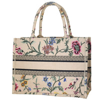 Dior Book Tote Medium Petites Fleurs_IMG_4200.jpeg