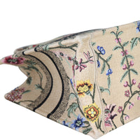 Dior Book Tote Medium Petites Fleurs_IMG_4202.jpeg