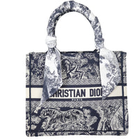 Dior Book Tote Small Toile de Jouy_IMG_4227.jpeg