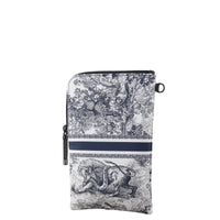 Dior DiorTravel Multifunctional Pouch_IMG_3346.jpeg