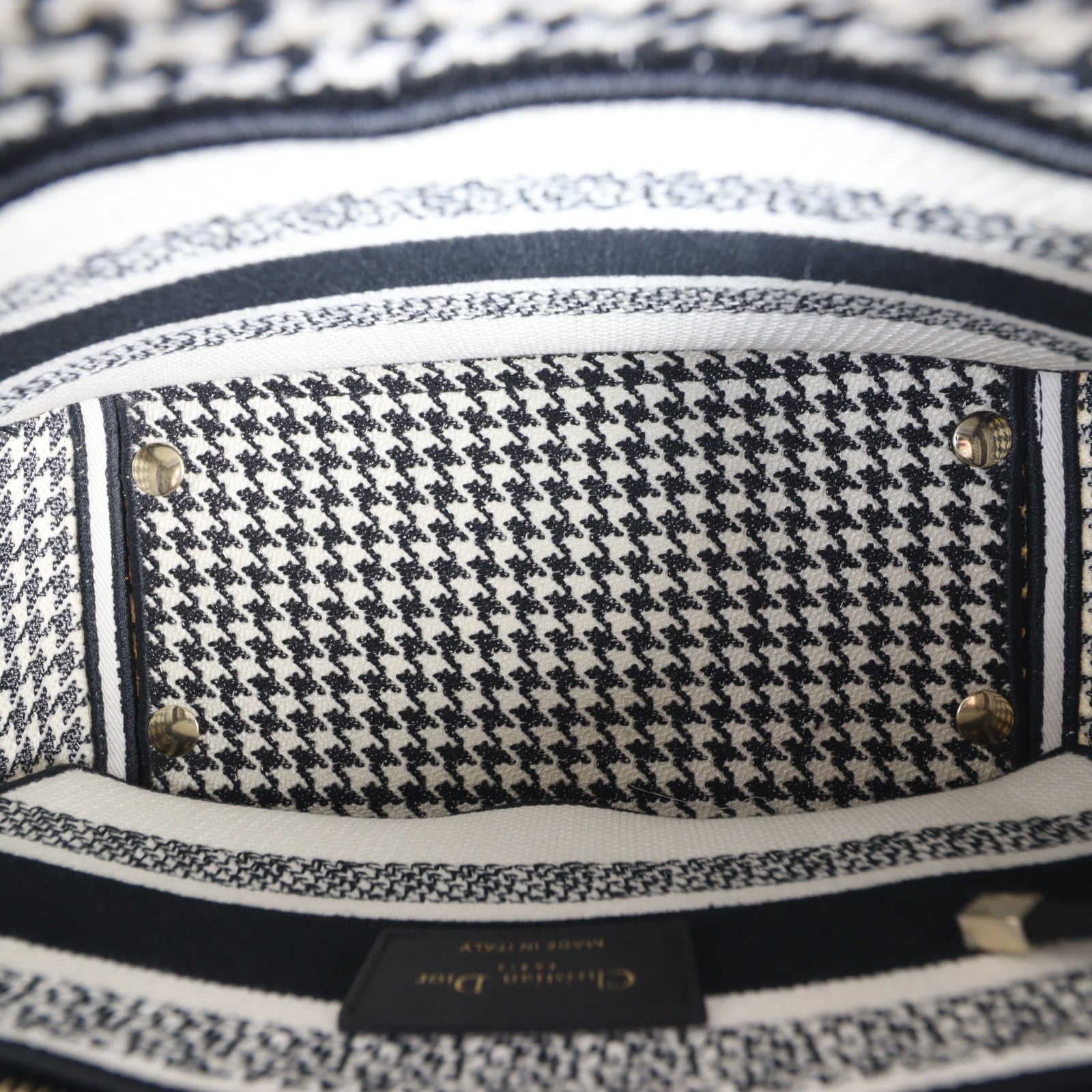 Dior Lady D-Lite Medium Houndstooth_IMG_0536.jpg