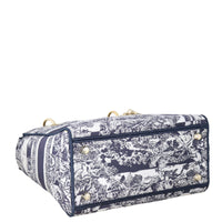 Dior Lady D-Lite Medium Toile De Jouy Reverse_IMG_4937.jpeg