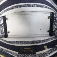 Dior Lady D-Lite Medium Toile De Jouy Reverse_IMG_4943.jpg