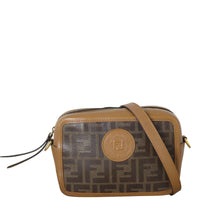 Fendi FF 1974 Camera Bag_IMG_5967.jpg