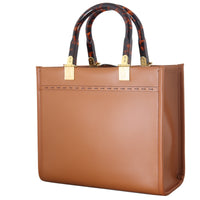 Fendi Sunshine Shopper Medium_IMG_4270.jpeg
