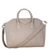 Givenchy Antigona Medium_IMG_2491.jpeg