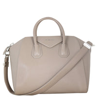 Givenchy Antigona Medium_IMG_2491.jpeg