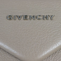 Givenchy Antigona Medium_IMG_2494.jpg