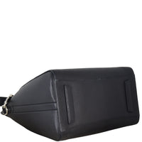 Givenchy Antigona Medium_IMG_7593.jpeg