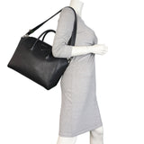 Givenchy Antigona Medium_IMG_7668.jpeg