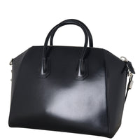 Givenchy Antigona Medium_IMG_8828.jpeg