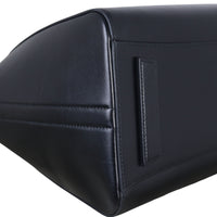 Givenchy Antigona Medium_IMG_8830.jpeg