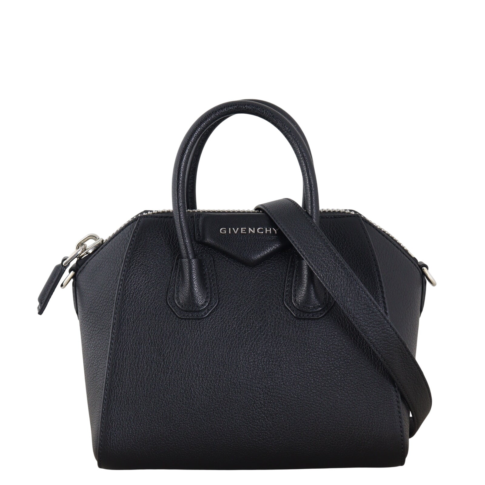 Givenchy Antigona Mini_IMG_1890.jpeg