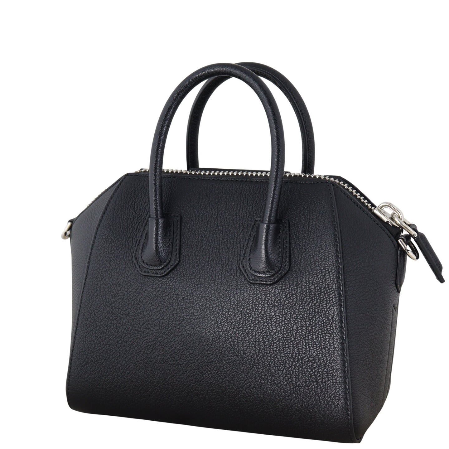 Givenchy Antigona Mini_IMG_1891.jpeg