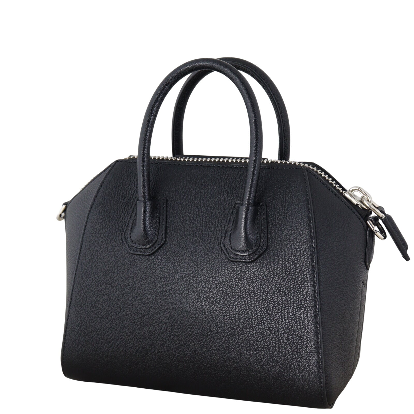 Givenchy Antigona Mini_IMG_1891.jpeg