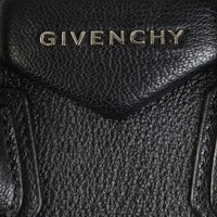Givenchy Antigona Mini_IMG_1894.jpg