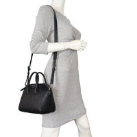 Givenchy Antigona Mini_IMG_2215.jpeg