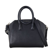 Givenchy Antigona Mini_IMG_3836.jpeg