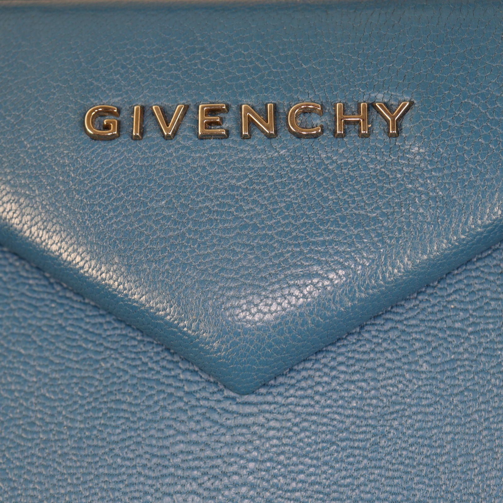 Givenchy Antigona Small_IMG_1849.jpg