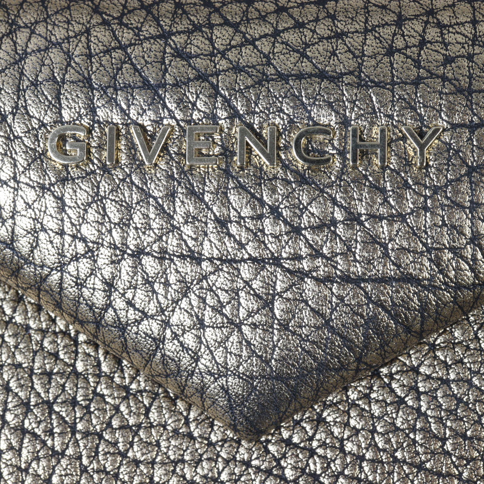 Givenchy Antigona Small_IMG_8427.jpg