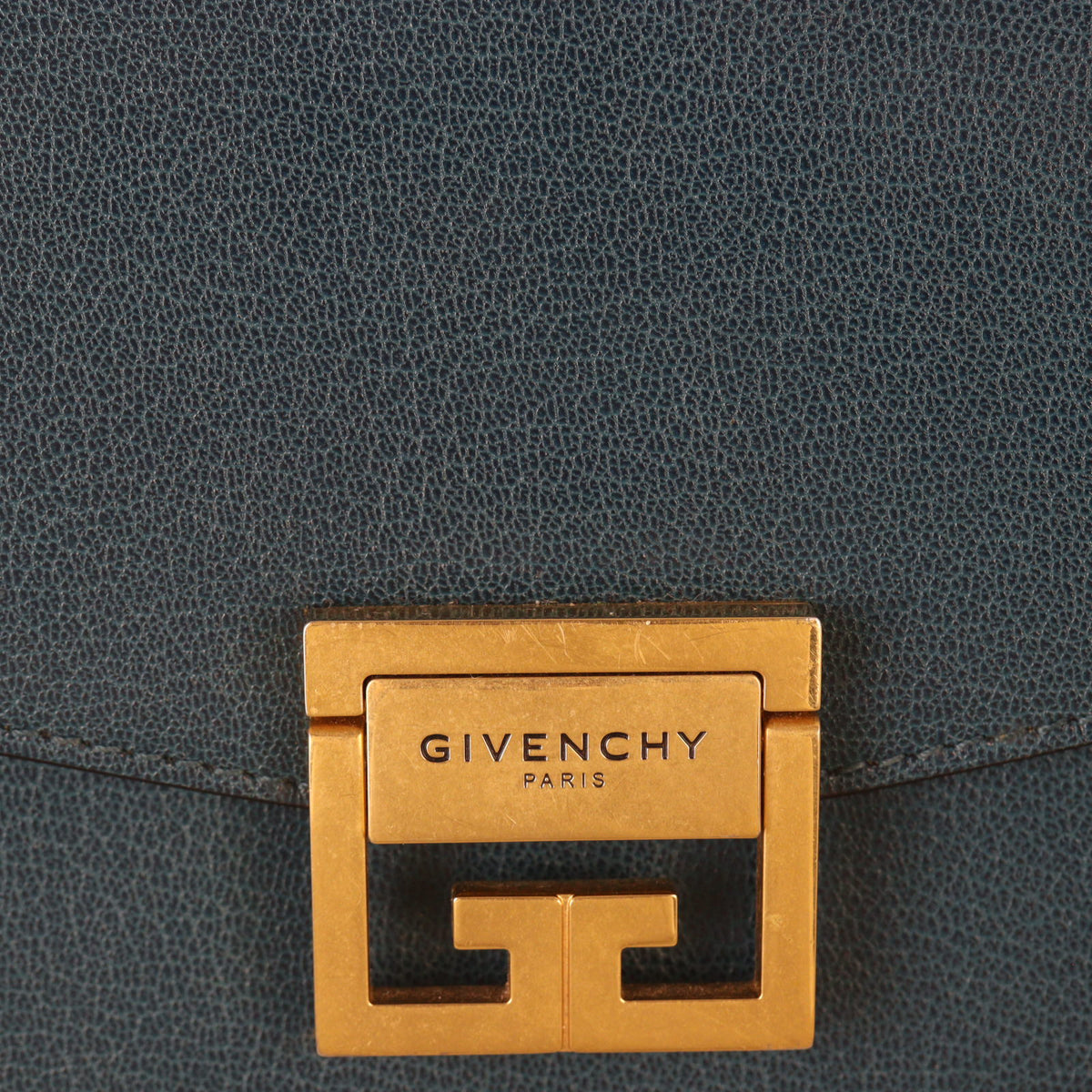 Givenchy GV3 Small Crossbody_IMG_6512.jpg