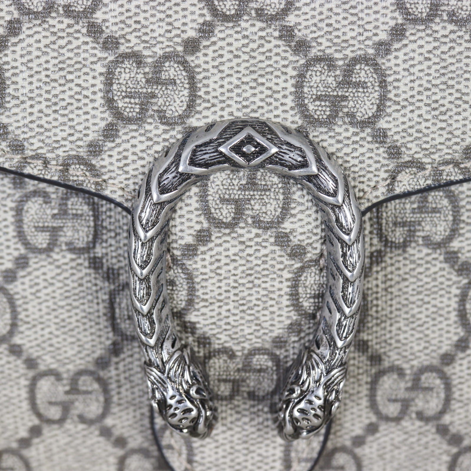 Gucci Dionysus GG Supreme Chain Wallet_IMG_3078.jpg