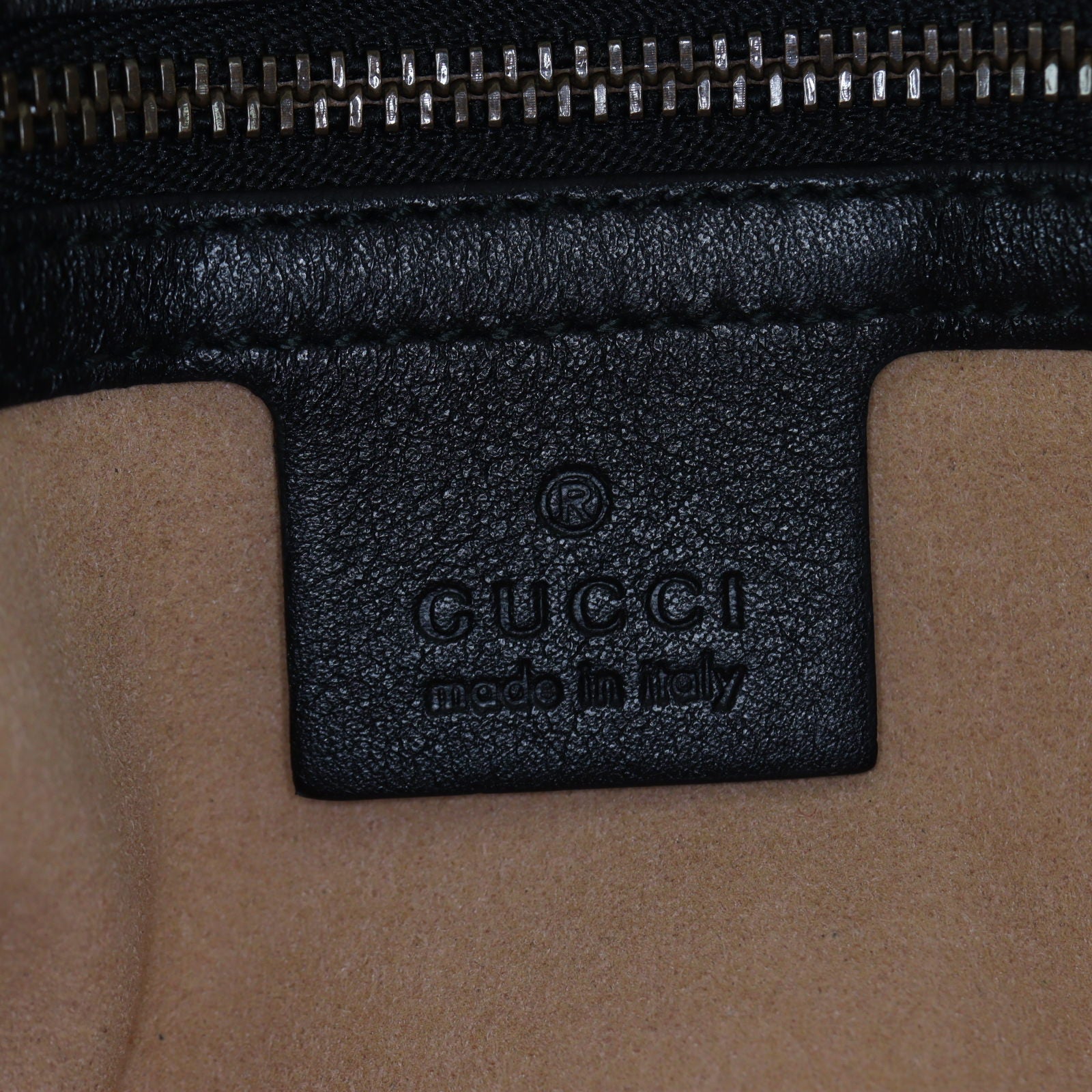 Gucci GG Marmont Matelasse Medium Shoulder Bag Pearl Studded_IMG_2757.jpg