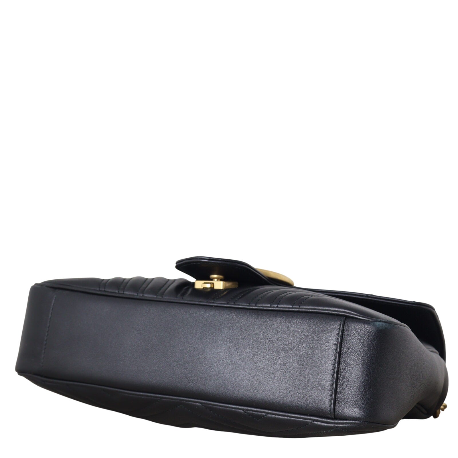 Gucci GG Marmont Matelasse Medium Shoulder Bag_IMG_1624.jpeg
