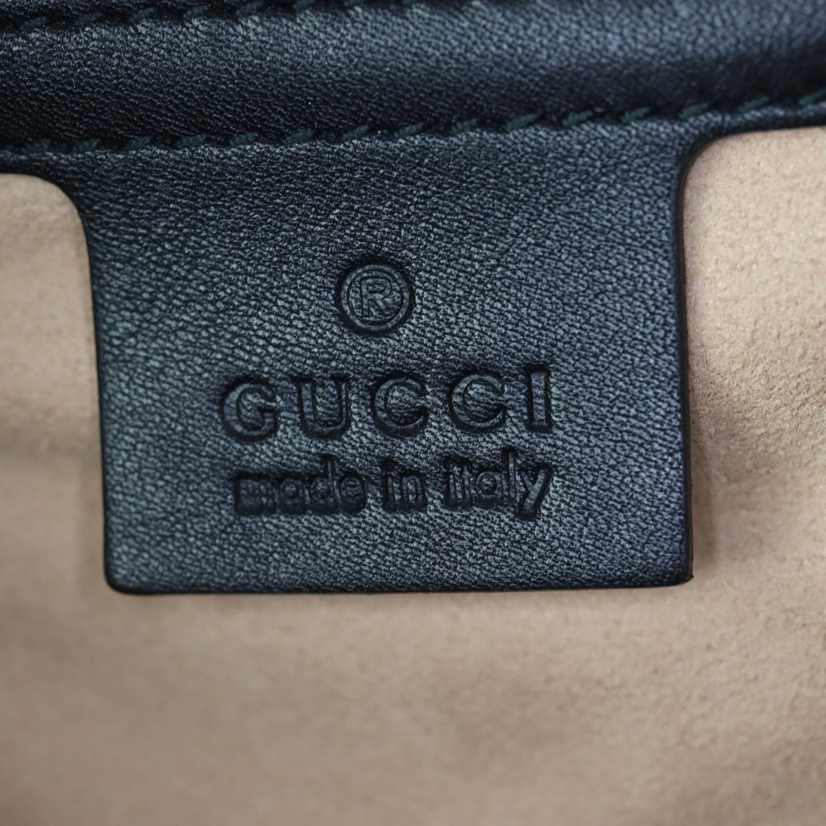 Gucci GG Marmont Matelasse Medium Shoulder Bag_IMG_1630.jpg