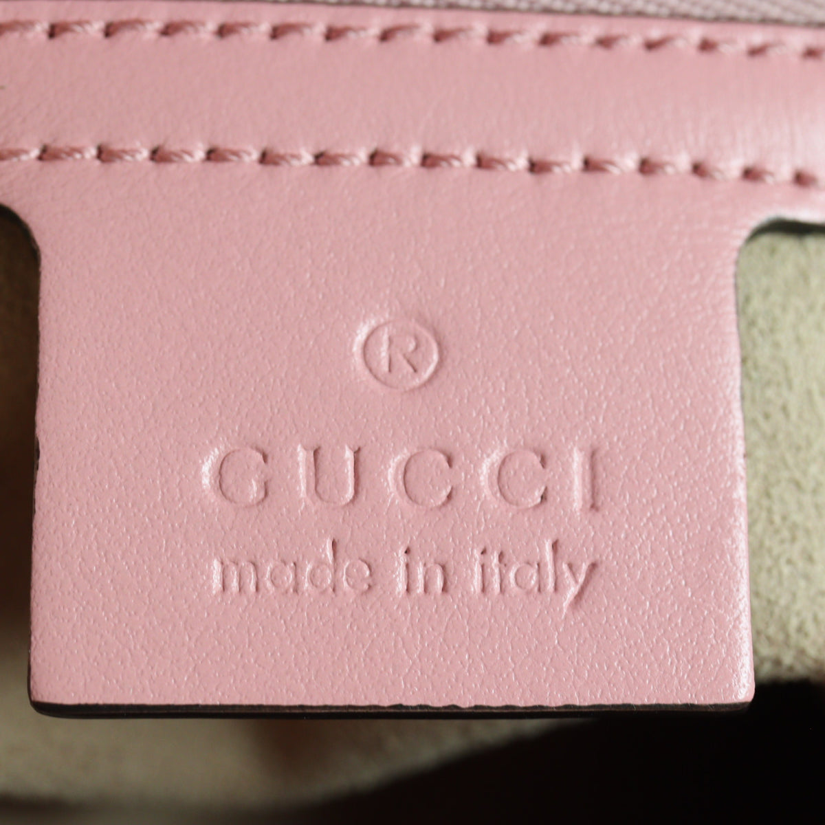 Gucci GG Marmont Matelasse Medium Shoulder Bag_IMG_1658.jpg