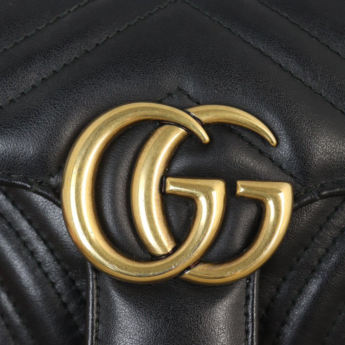 Gucci GG Marmont Matelasse Small Shoulder Bag_IMG_4413.jpg